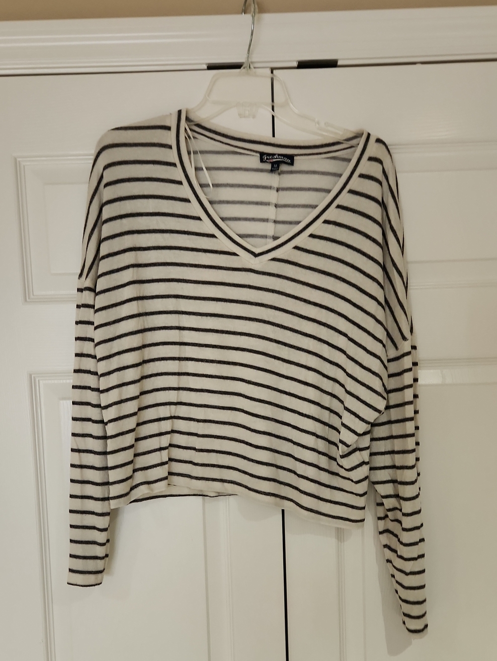 Freshman Cream & Black Striped V-Neck Lightweight Pullover